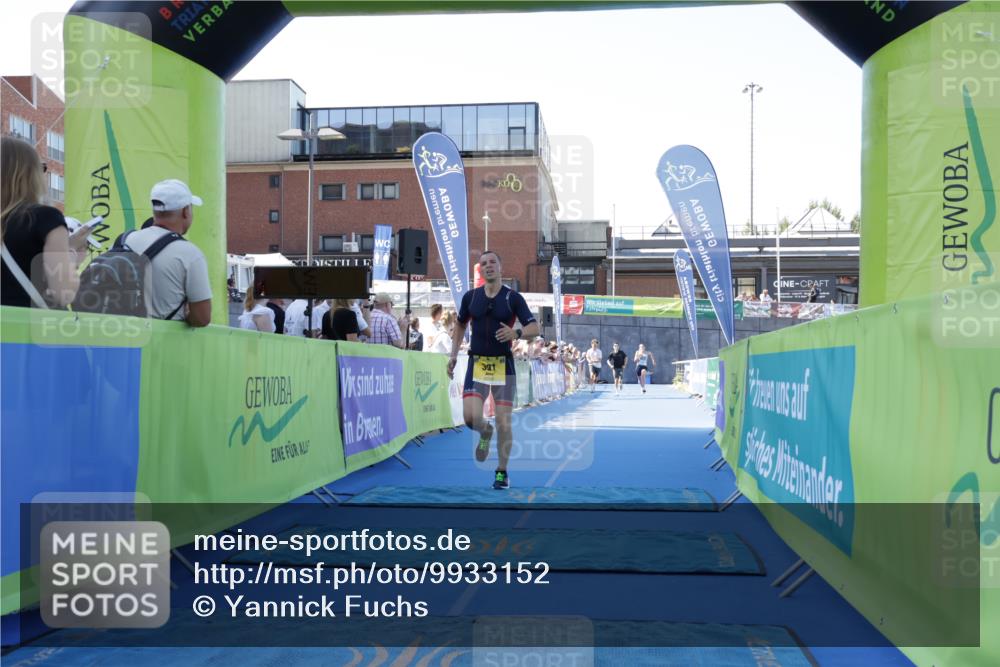 09.08.2026 - GEWOBA Citytriathlon Bremen Yannick Fuchs http://msf.ph/oto/9933152 09.08.2026 11:21:02 Ziel 177, 391 meine-sportfotos.de