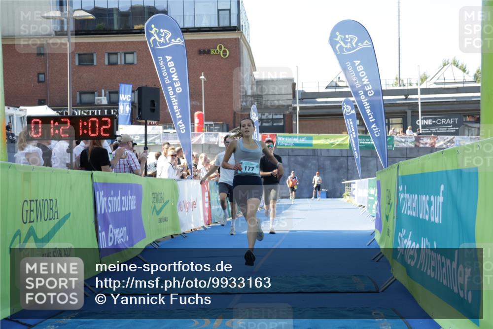 09.08.2026 - GEWOBA Citytriathlon Bremen Yannick Fuchs http://msf.ph/oto/9933163 09.08.2026 11:21:06 Ziel 177, 391 meine-sportfotos.de