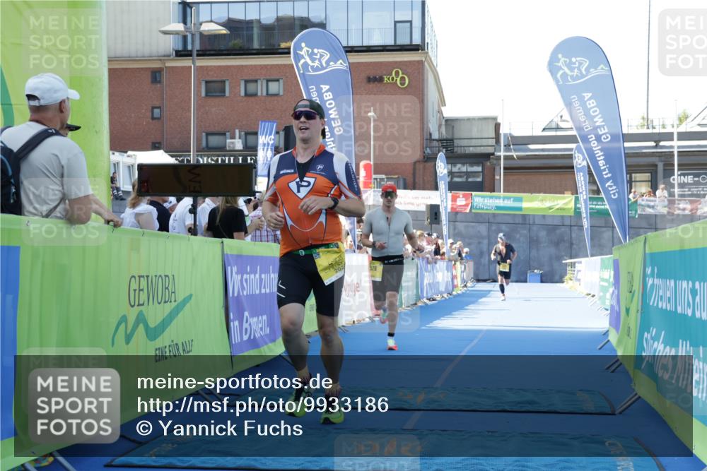 09.08.2026 - GEWOBA Citytriathlon Bremen Yannick Fuchs http://msf.ph/oto/9933186 09.08.2026 11:21:17 Ziel 375, 478, 528 meine-sportfotos.de