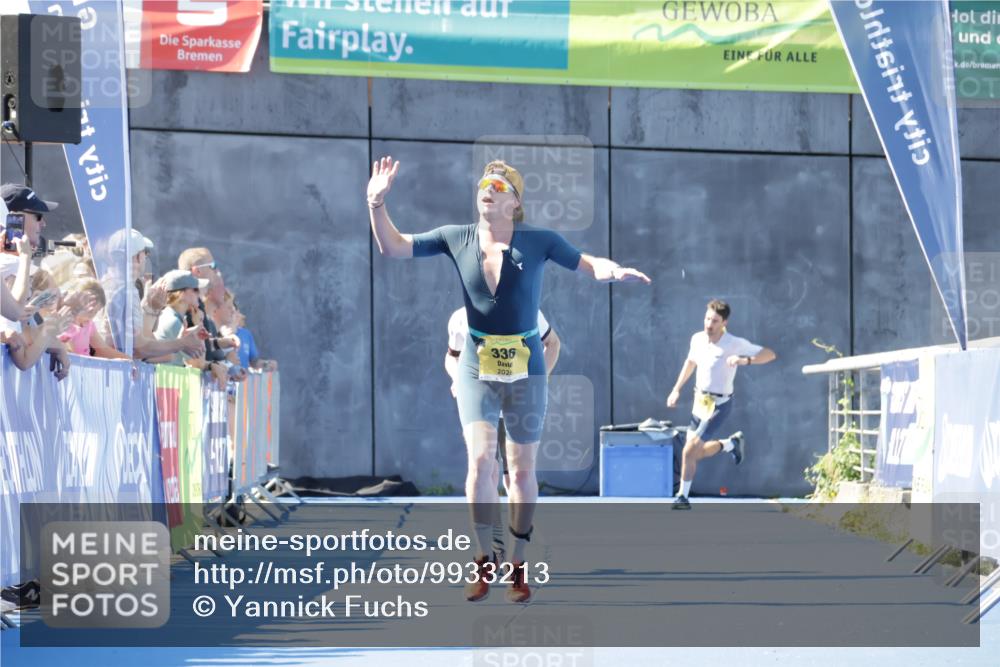 09.08.2026 - GEWOBA Citytriathlon Bremen Yannick Fuchs http://msf.ph/oto/9933213 09.08.2026 11:21:34 Ziel 336, 366, 382, 393 meine-sportfotos.de