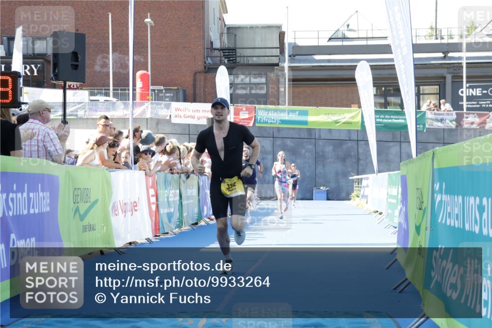 09.08.2026 - GEWOBA Citytriathlon Bremen Yannick Fuchs http://msf.ph/oto/9933264 09.08.2026 11:22:23 Ziel 304, 332, 465 meine-sportfotos.de