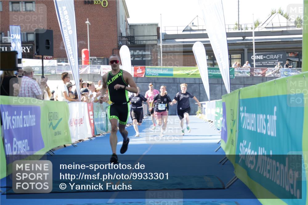 09.08.2026 - GEWOBA Citytriathlon Bremen Yannick Fuchs http://msf.ph/oto/9933301 09.08.2026 11:22:47 Ziel 81, 395, 493 meine-sportfotos.de