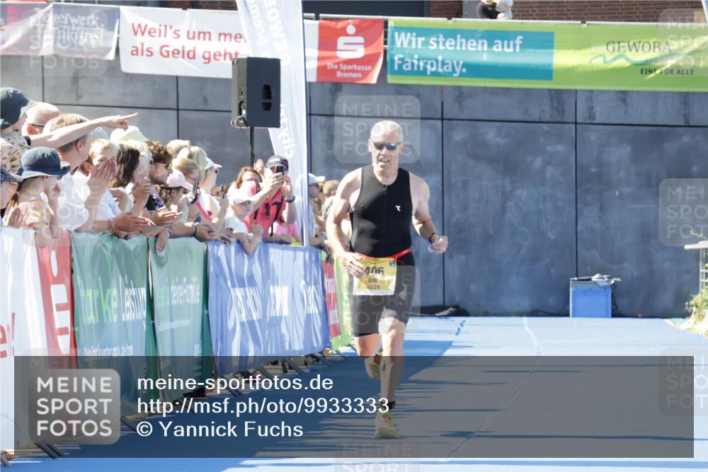 09.08.2026 - GEWOBA Citytriathlon Bremen Yannick Fuchs http://msf.ph/oto/9933333 09.08.2026 11:22:59 Ziel 406 meine-sportfotos.de