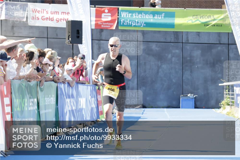 09.08.2026 - GEWOBA Citytriathlon Bremen Yannick Fuchs http://msf.ph/oto/9933334 09.08.2026 11:22:59 Ziel 406 meine-sportfotos.de