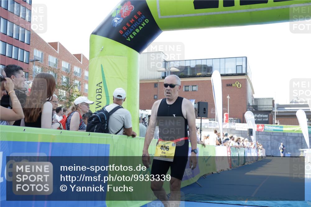 09.08.2026 - GEWOBA Citytriathlon Bremen Yannick Fuchs http://msf.ph/oto/9933339 09.08.2026 11:23:05 Ziel 406 meine-sportfotos.de