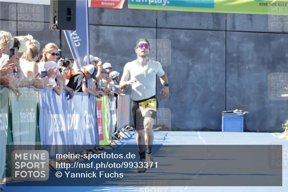 09.08.2026 - GEWOBA Citytriathlon Bremen Yannick Fuchs http://msf.ph/oto/9933371 09.08.2026 11:23:47 Ziel 364 meine-sportfotos.de