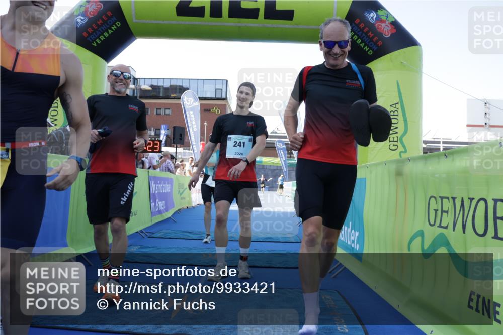 09.08.2026 - GEWOBA Citytriathlon Bremen Yannick Fuchs http://msf.ph/oto/9933421 09.08.2026 11:24:27 Ziel 241, 379, 413, 472 meine-sportfotos.de