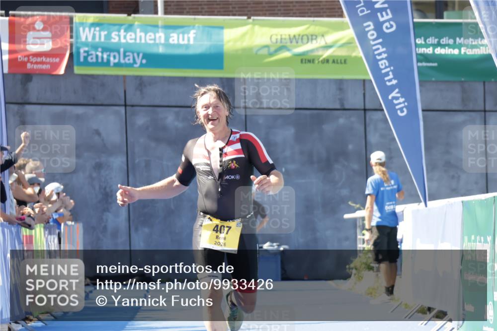 09.08.2026 - GEWOBA Citytriathlon Bremen Yannick Fuchs http://msf.ph/oto/9933426 09.08.2026 11:24:32 Ziel 407 meine-sportfotos.de