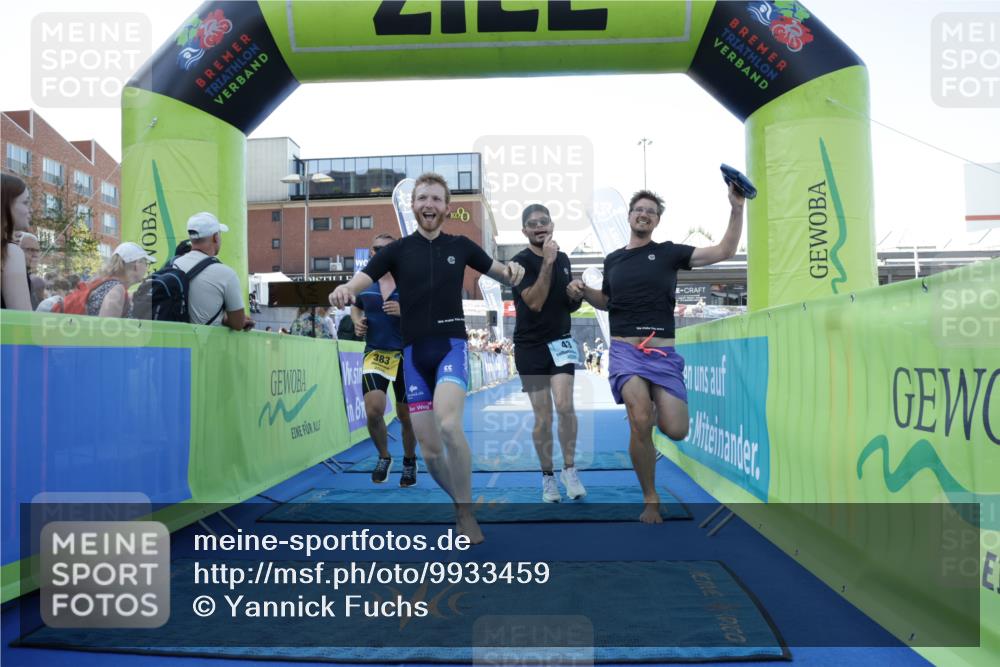09.08.2026 - GEWOBA Citytriathlon Bremen Yannick Fuchs http://msf.ph/oto/9933459 09.08.2026 11:24:48 Ziel 43, 383, 398 meine-sportfotos.de