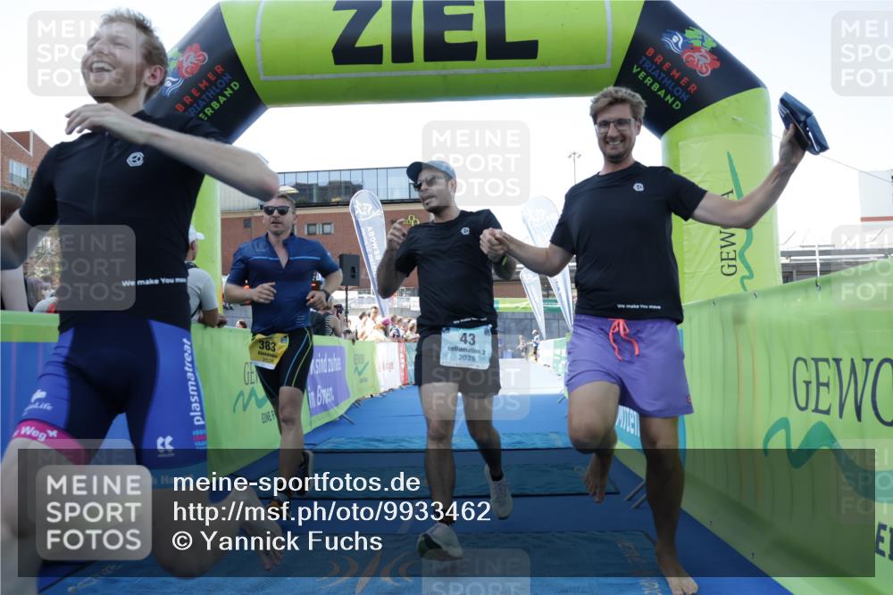 09.08.2026 - GEWOBA Citytriathlon Bremen Yannick Fuchs http://msf.ph/oto/9933462 09.08.2026 11:24:49 Ziel 43, 383, 398 meine-sportfotos.de