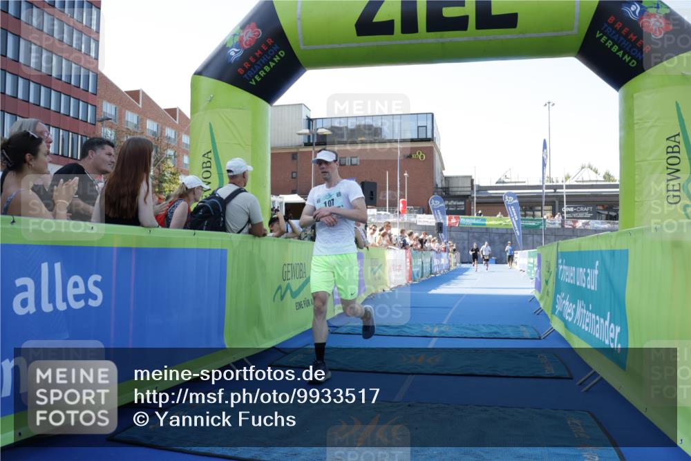 09.08.2026 - GEWOBA Citytriathlon Bremen Yannick Fuchs http://msf.ph/oto/9933517 09.08.2026 11:25:53 Ziel 107, 408, 502 meine-sportfotos.de