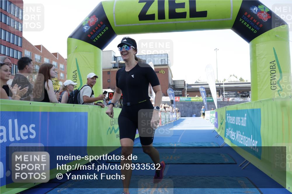 09.08.2026 - GEWOBA Citytriathlon Bremen Yannick Fuchs http://msf.ph/oto/9933532 09.08.2026 11:26:00 Ziel 408, 502 meine-sportfotos.de