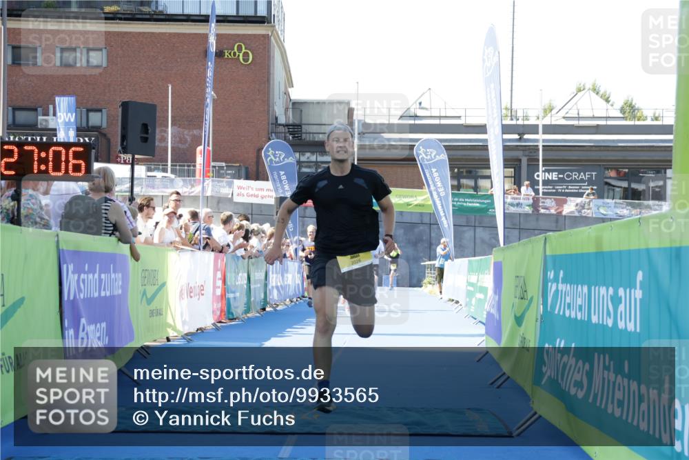09.08.2026 - GEWOBA Citytriathlon Bremen Yannick Fuchs http://msf.ph/oto/9933565 09.08.2026 11:27:10 Ziel 215, 329, 396 meine-sportfotos.de