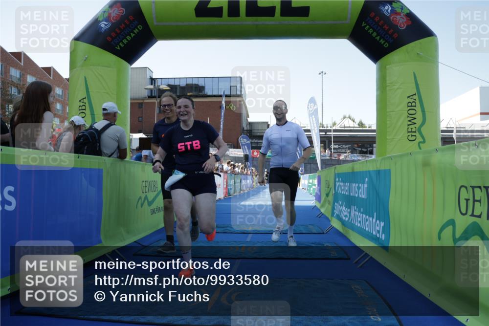 09.08.2026 - GEWOBA Citytriathlon Bremen Yannick Fuchs http://msf.ph/oto/9933580 09.08.2026 11:27:15 Ziel 215, 339 meine-sportfotos.de
