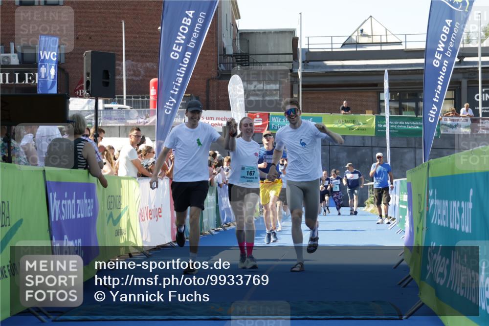 09.08.2026 - GEWOBA Citytriathlon Bremen Yannick Fuchs http://msf.ph/oto/9933769 09.08.2026 11:29:39 Ziel 189, 526 meine-sportfotos.de