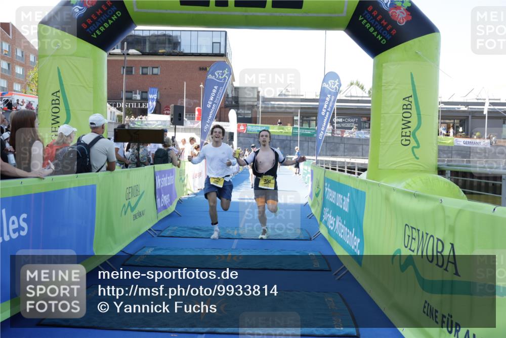 09.08.2026 - GEWOBA Citytriathlon Bremen Yannick Fuchs http://msf.ph/oto/9933814 09.08.2026 11:29:59 Ziel 237, 295, 300, 437, 453 meine-sportfotos.de