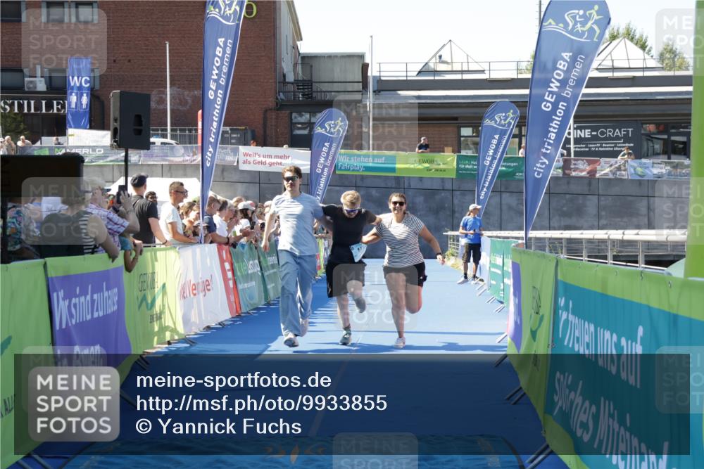 09.08.2026 - GEWOBA Citytriathlon Bremen Yannick Fuchs http://msf.ph/oto/9933855 09.08.2026 11:30:25 Ziel 151, 522 meine-sportfotos.de