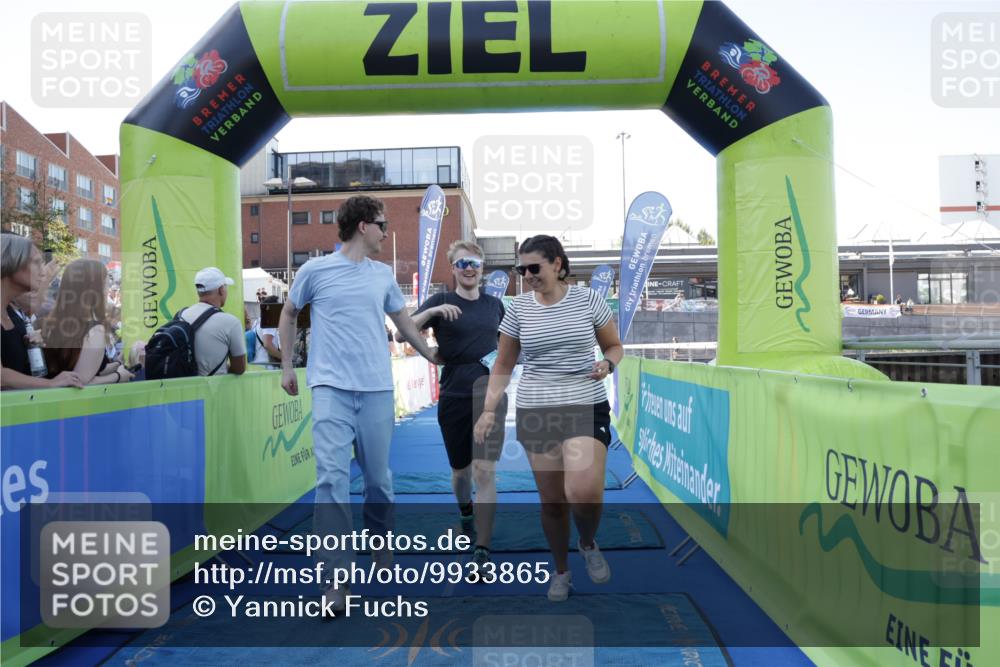 09.08.2026 - GEWOBA Citytriathlon Bremen Yannick Fuchs http://msf.ph/oto/9933865 09.08.2026 11:30:28 Ziel 151 meine-sportfotos.de
