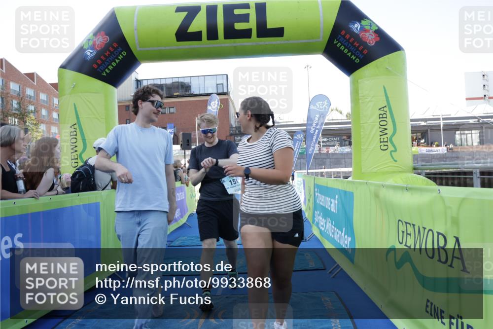 09.08.2026 - GEWOBA Citytriathlon Bremen Yannick Fuchs http://msf.ph/oto/9933868 09.08.2026 11:30:28 Ziel 151 meine-sportfotos.de