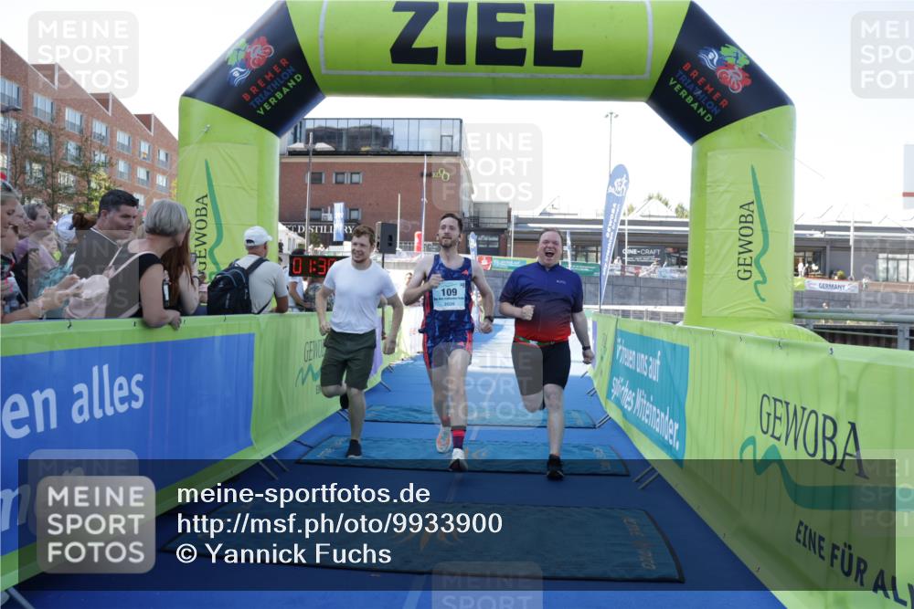 09.08.2026 - GEWOBA Citytriathlon Bremen Yannick Fuchs http://msf.ph/oto/9933900 09.08.2026 11:31:02 Ziel 109 meine-sportfotos.de