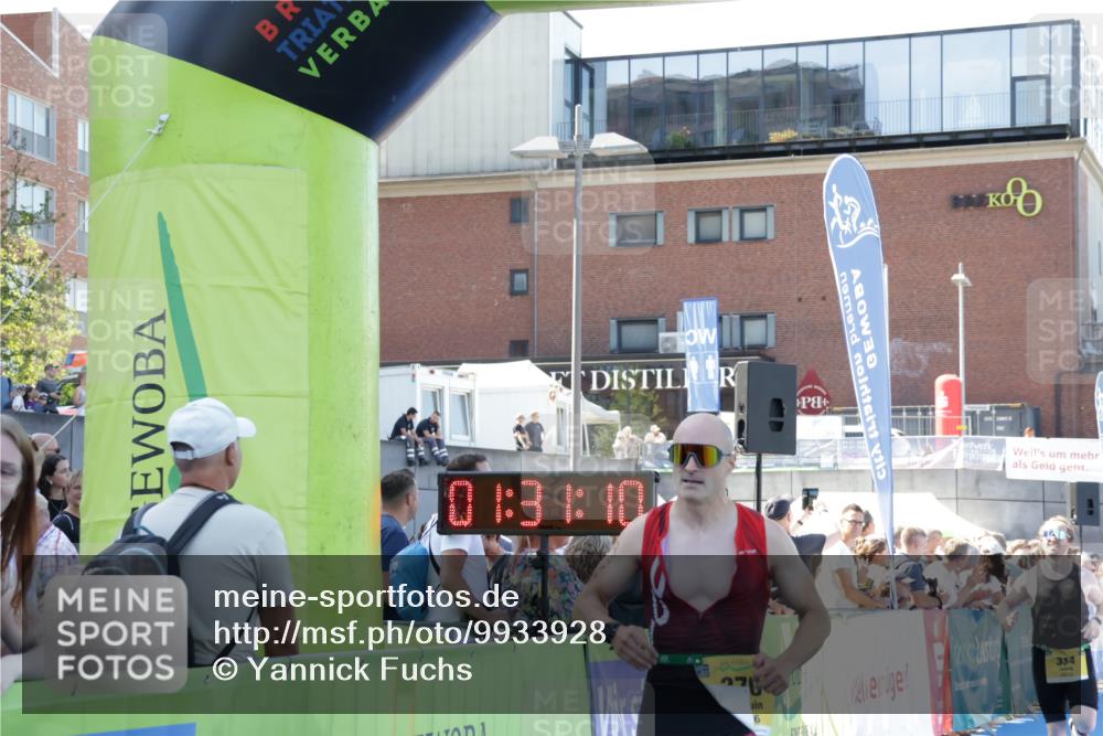 09.08.2026 - GEWOBA Citytriathlon Bremen Yannick Fuchs http://msf.ph/oto/9933928 09.08.2026 11:31:14 Ziel 334, 370, 452, 457 meine-sportfotos.de
