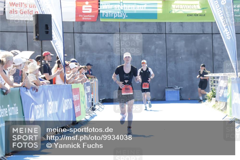 09.08.2026 - GEWOBA Citytriathlon Bremen Yannick Fuchs http://msf.ph/oto/9934038 09.08.2026 14:32:59 Ziel  meine-sportfotos.de