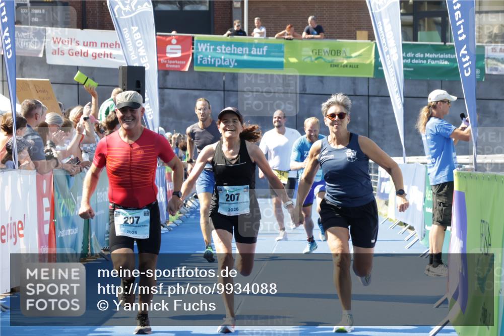 09.08.2026 - GEWOBA Citytriathlon Bremen Yannick Fuchs http://msf.ph/oto/9934088 09.08.2026 11:33:06 Ziel 35, 207, 344 meine-sportfotos.de