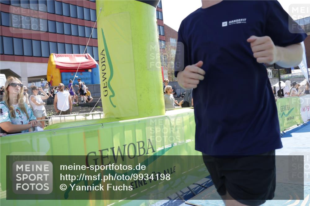 09.08.2026 - GEWOBA Citytriathlon Bremen Yannick Fuchs http://msf.ph/oto/9934198 09.08.2026 14:34:22 Ziel 611, 861, 1155 meine-sportfotos.de