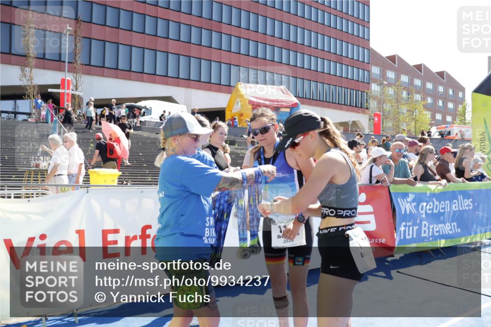 09.08.2026 - GEWOBA Citytriathlon Bremen Yannick Fuchs http://msf.ph/oto/9934237 09.08.2026 14:35:32 Ziel 959 meine-sportfotos.de