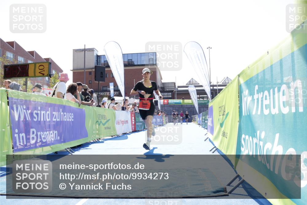 09.08.2026 - GEWOBA Citytriathlon Bremen Yannick Fuchs http://msf.ph/oto/9934273 09.08.2026 14:36:05 Ziel 940 meine-sportfotos.de