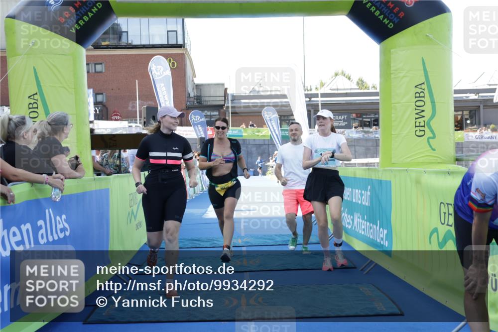 09.08.2026 - GEWOBA Citytriathlon Bremen Yannick Fuchs http://msf.ph/oto/9934292 09.08.2026 11:34:19 Ziel 157, 500 meine-sportfotos.de