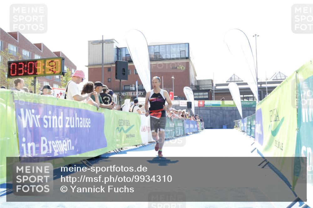 09.08.2026 - GEWOBA Citytriathlon Bremen Yannick Fuchs http://msf.ph/oto/9934310 09.08.2026 14:36:14 Ziel 817, 1102 meine-sportfotos.de