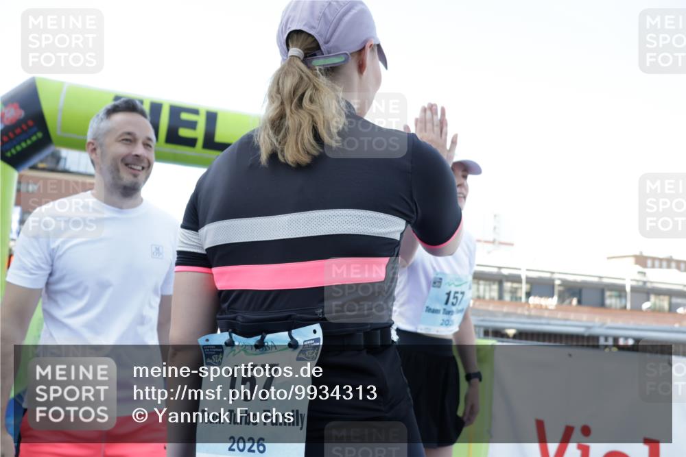 09.08.2026 - GEWOBA Citytriathlon Bremen Yannick Fuchs http://msf.ph/oto/9934313 09.08.2026 11:34:24 Ziel 155 meine-sportfotos.de
