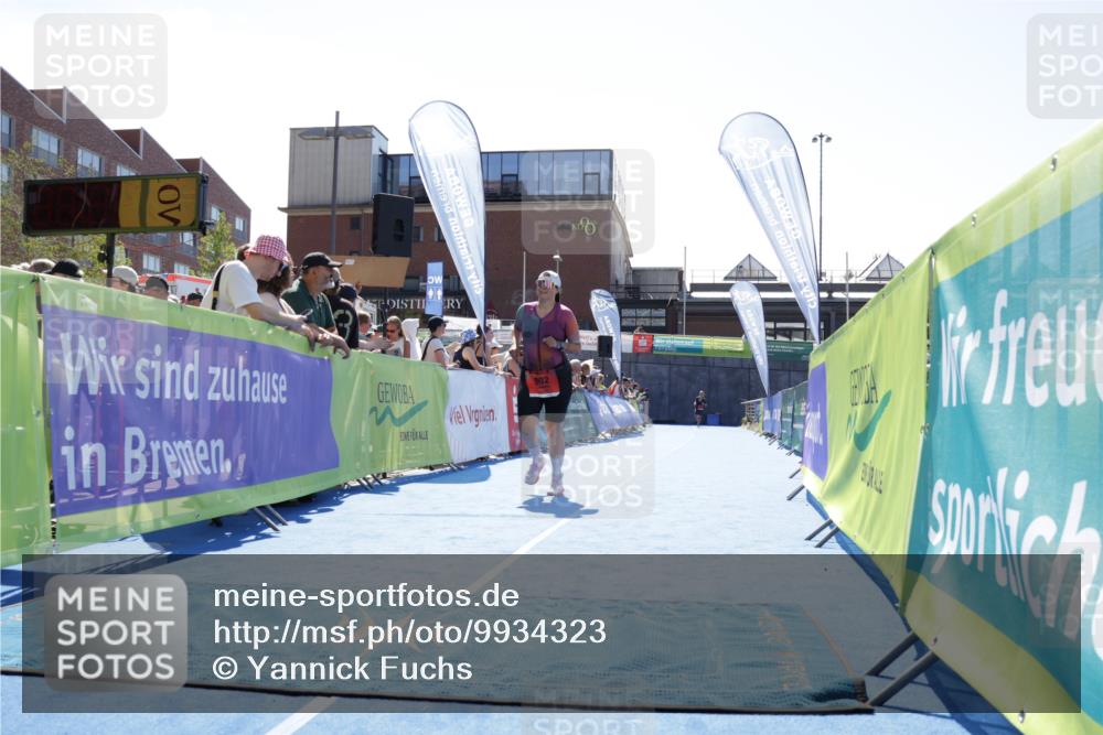 09.08.2026 - GEWOBA Citytriathlon Bremen Yannick Fuchs http://msf.ph/oto/9934323 09.08.2026 14:36:42 Ziel 902 meine-sportfotos.de