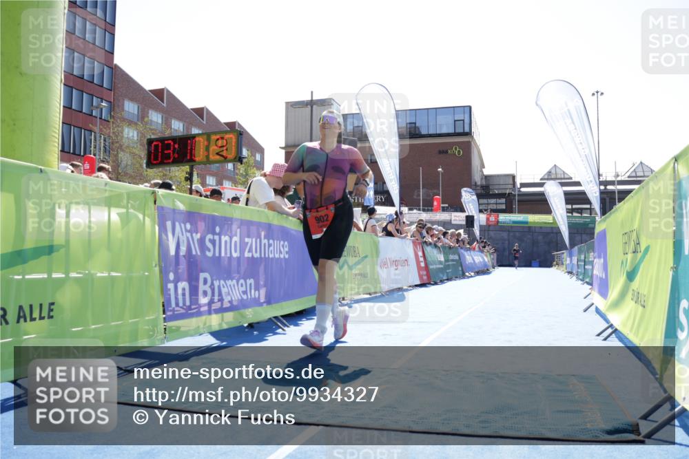 09.08.2026 - GEWOBA Citytriathlon Bremen Yannick Fuchs http://msf.ph/oto/9934327 09.08.2026 14:36:43 Ziel 902 meine-sportfotos.de