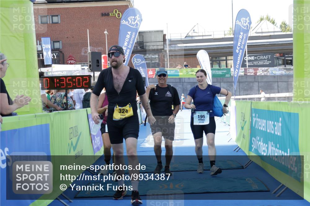 09.08.2026 - GEWOBA Citytriathlon Bremen Yannick Fuchs http://msf.ph/oto/9934387 09.08.2026 11:35:06 Ziel 195, 324, 403 meine-sportfotos.de