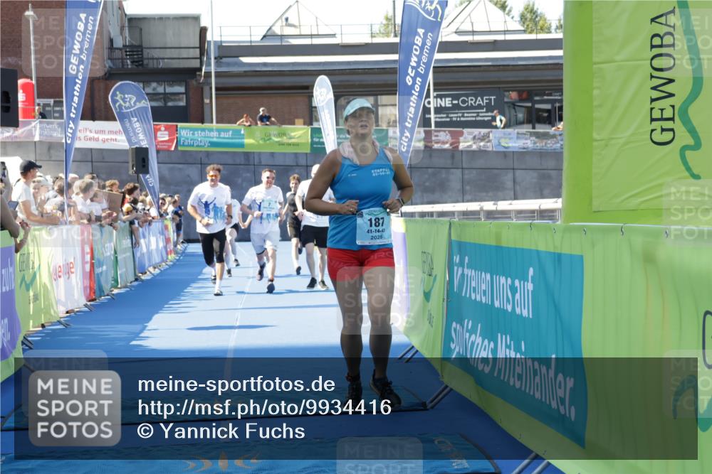09.08.2026 - GEWOBA Citytriathlon Bremen Yannick Fuchs http://msf.ph/oto/9934416 09.08.2026 11:35:18 Ziel 7, 183, 187 meine-sportfotos.de