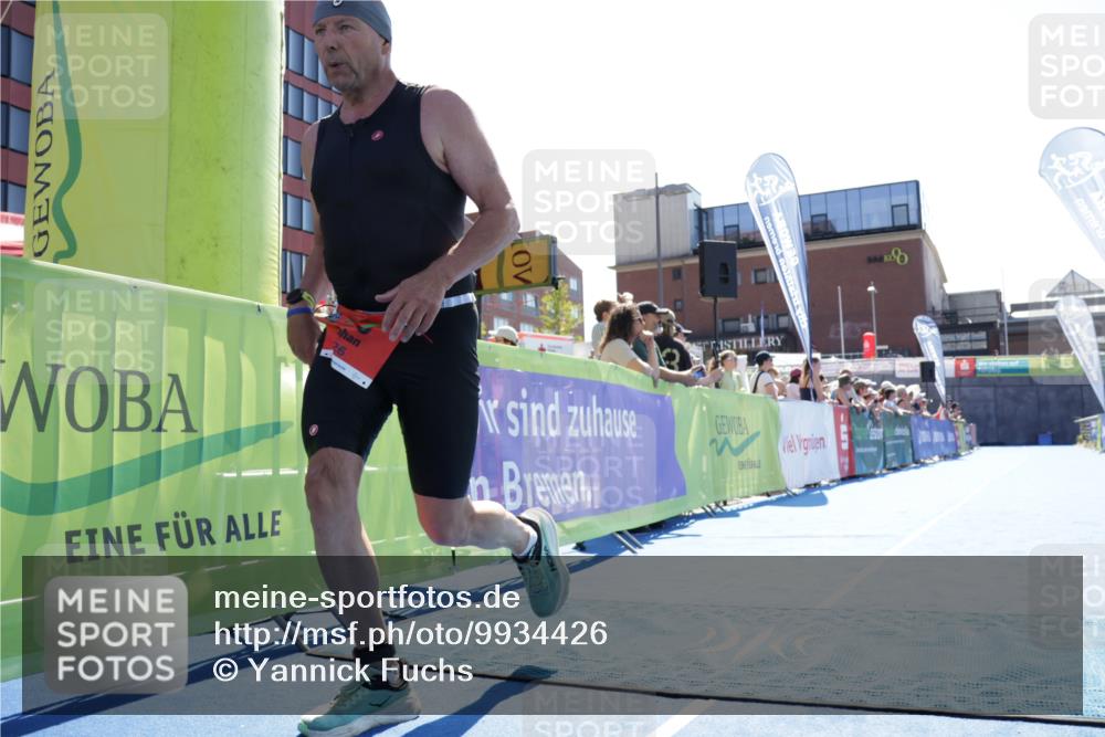 09.08.2026 - GEWOBA Citytriathlon Bremen Yannick Fuchs http://msf.ph/oto/9934426 09.08.2026 14:37:36 Ziel 860 meine-sportfotos.de