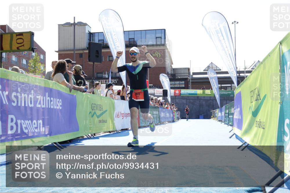 09.08.2026 - GEWOBA Citytriathlon Bremen Yannick Fuchs http://msf.ph/oto/9934431 09.08.2026 14:37:57 Ziel 655 meine-sportfotos.de