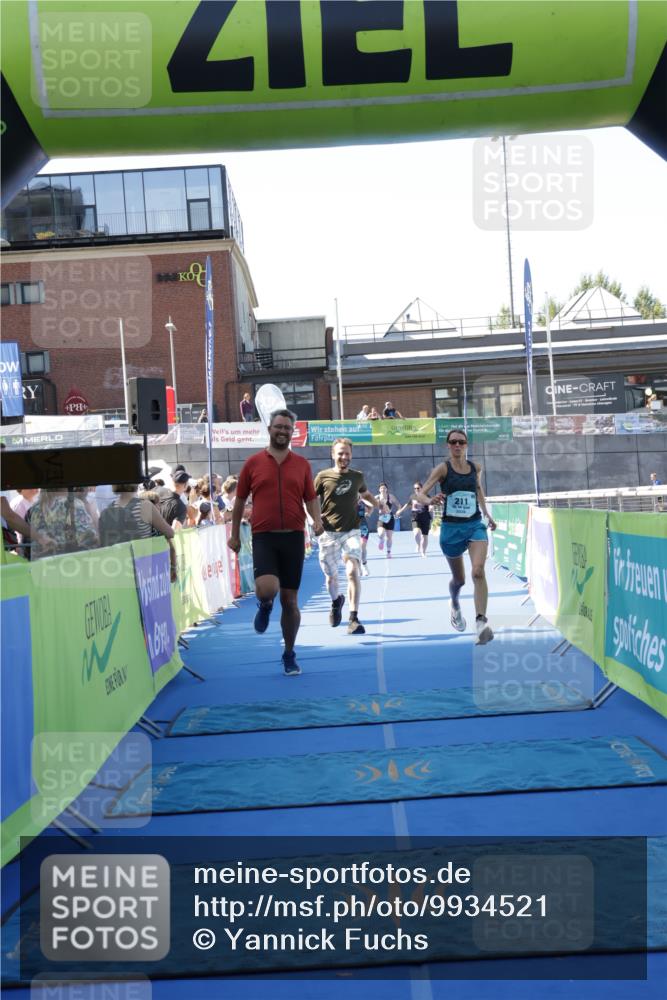 09.08.2026 - GEWOBA Citytriathlon Bremen Yannick Fuchs http://msf.ph/oto/9934521 09.08.2026 11:35:55 Ziel 87, 211, 448 meine-sportfotos.de