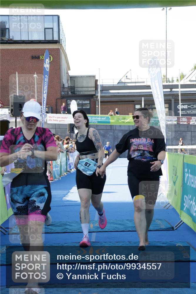 09.08.2026 - GEWOBA Citytriathlon Bremen Yannick Fuchs http://msf.ph/oto/9934557 09.08.2026 11:36:02 Ziel 87, 448 meine-sportfotos.de