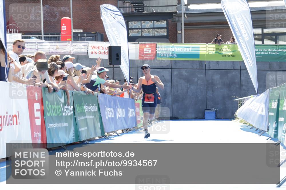 09.08.2026 - GEWOBA Citytriathlon Bremen Yannick Fuchs http://msf.ph/oto/9934567 09.08.2026 14:38:54 Ziel 606, 887 meine-sportfotos.de