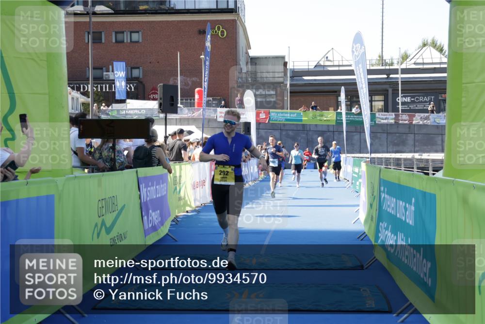 09.08.2026 - GEWOBA Citytriathlon Bremen Yannick Fuchs http://msf.ph/oto/9934570 09.08.2026 11:36:09 Ziel 205, 292, 330 meine-sportfotos.de