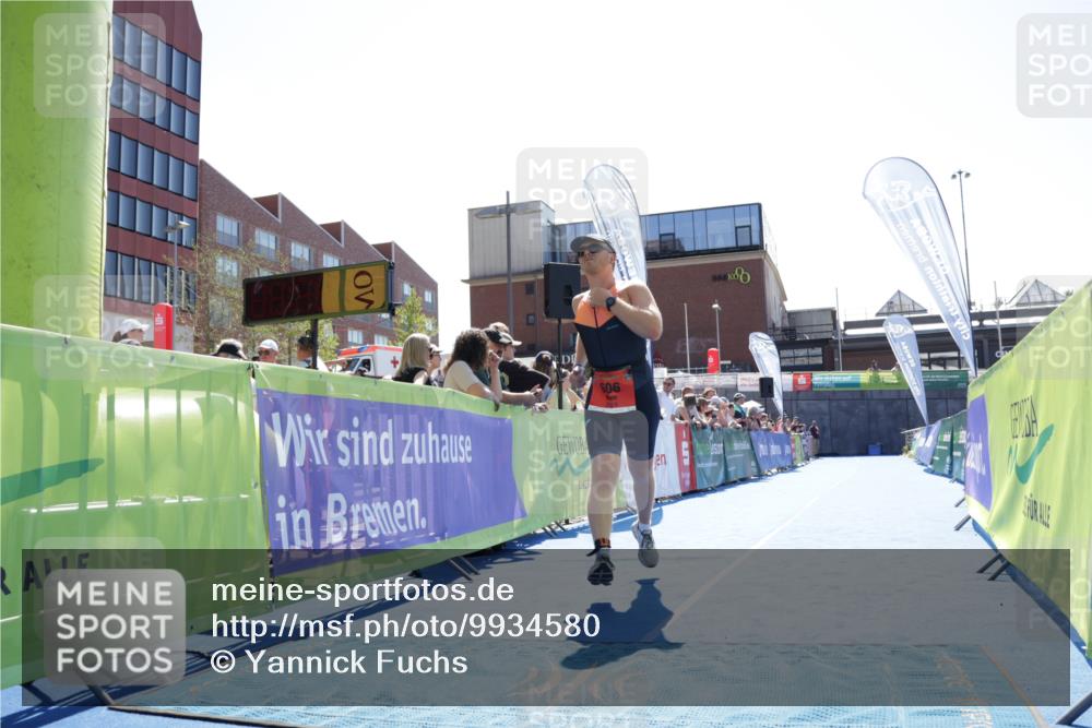 09.08.2026 - GEWOBA Citytriathlon Bremen Yannick Fuchs http://msf.ph/oto/9934580 09.08.2026 14:38:59 Ziel 606 meine-sportfotos.de
