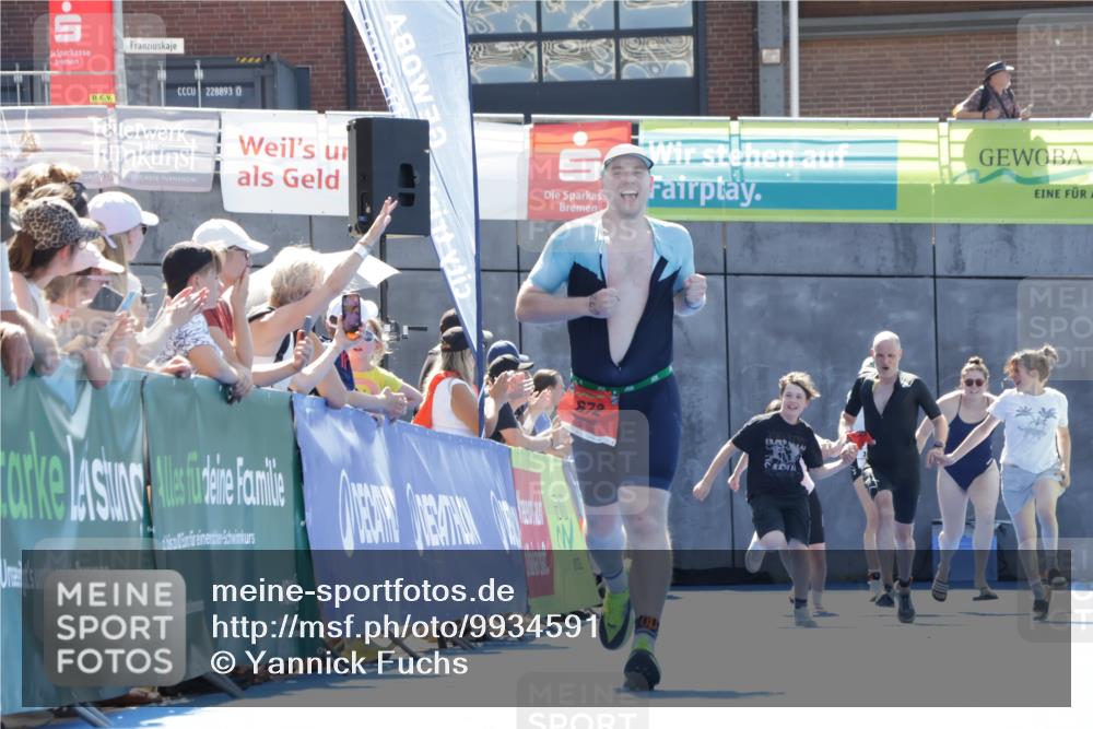 09.08.2026 - GEWOBA Citytriathlon Bremen Yannick Fuchs http://msf.ph/oto/9934591 09.08.2026 14:39:33 Ziel 672, 800 meine-sportfotos.de