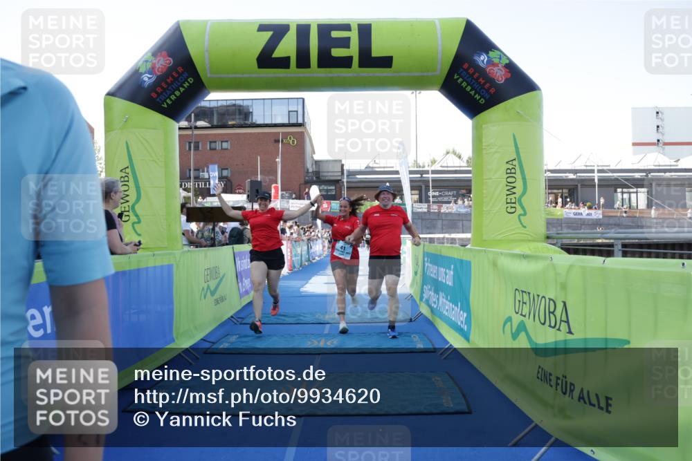 09.08.2026 - GEWOBA Citytriathlon Bremen Yannick Fuchs http://msf.ph/oto/9934620 09.08.2026 11:36:20 Ziel 41 meine-sportfotos.de