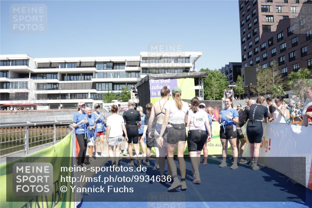 09.08.2026 - GEWOBA Citytriathlon Bremen Yannick Fuchs http://msf.ph/oto/9934636 09.08.2026 14:39:42 Ziel 800, 1106 meine-sportfotos.de