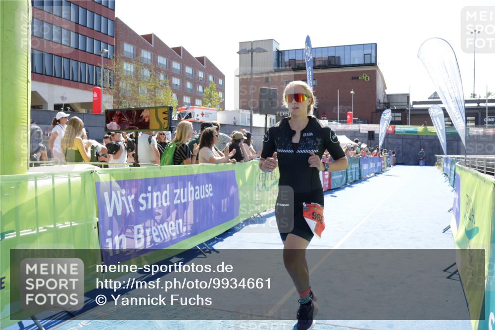 09.08.2026 - GEWOBA Citytriathlon Bremen Yannick Fuchs http://msf.ph/oto/9934661 09.08.2026 14:40:10 Ziel 968 meine-sportfotos.de