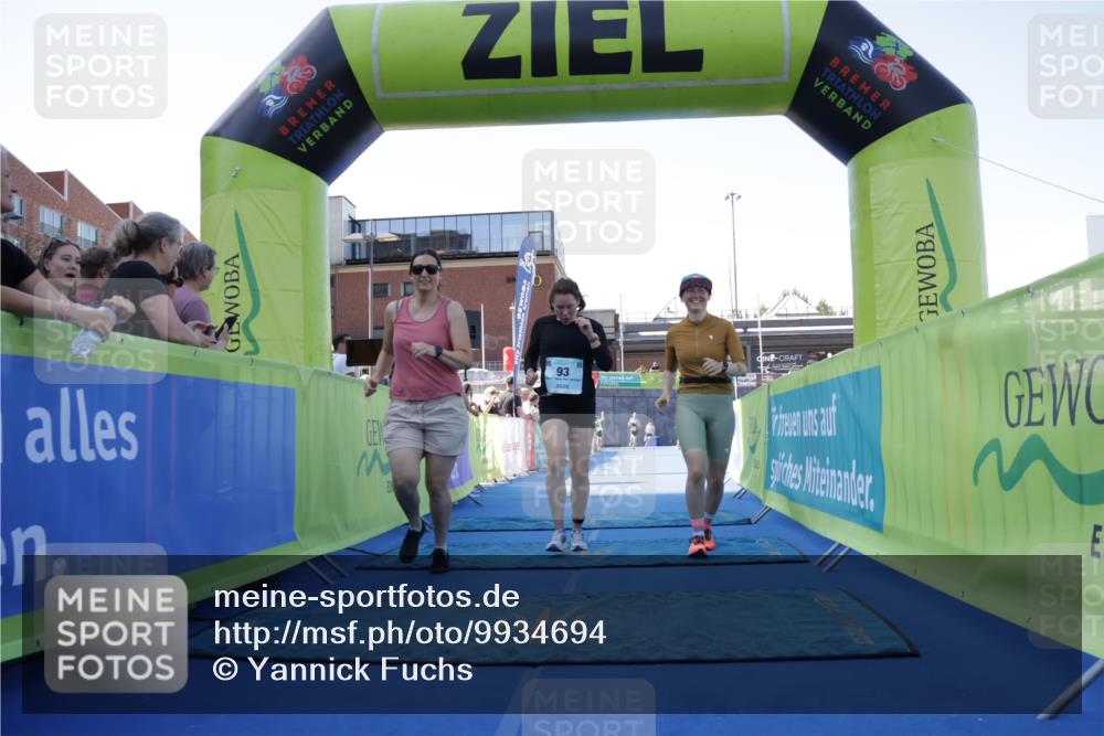 09.08.2026 - GEWOBA Citytriathlon Bremen Yannick Fuchs http://msf.ph/oto/9934694 09.08.2026 11:36:39 Ziel 93 meine-sportfotos.de