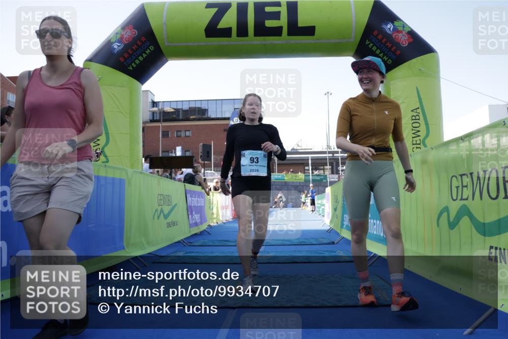 09.08.2026 - GEWOBA Citytriathlon Bremen Yannick Fuchs http://msf.ph/oto/9934707 09.08.2026 11:36:40 Ziel 93 meine-sportfotos.de